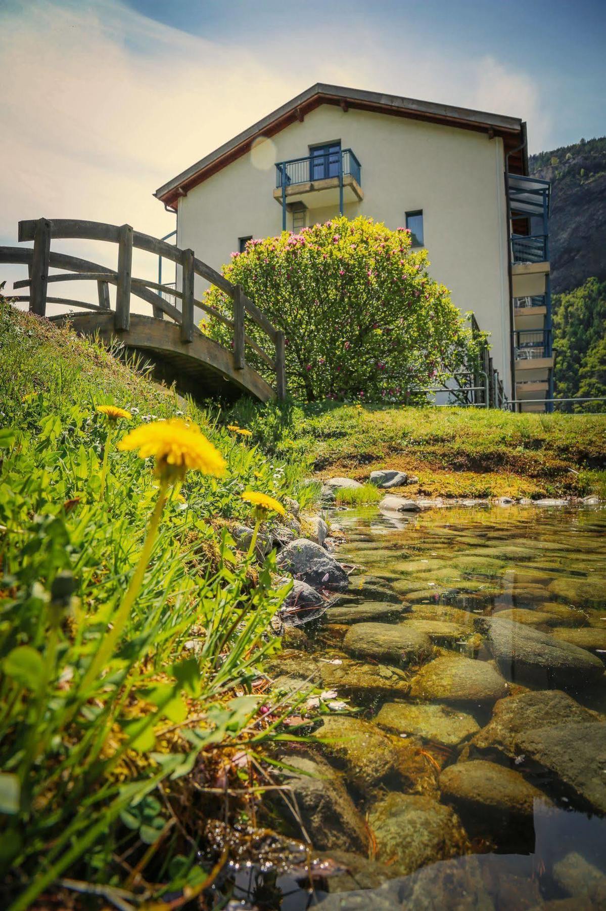 Hotel & Bildungshaus St. Jodern Visp Exteriör bild